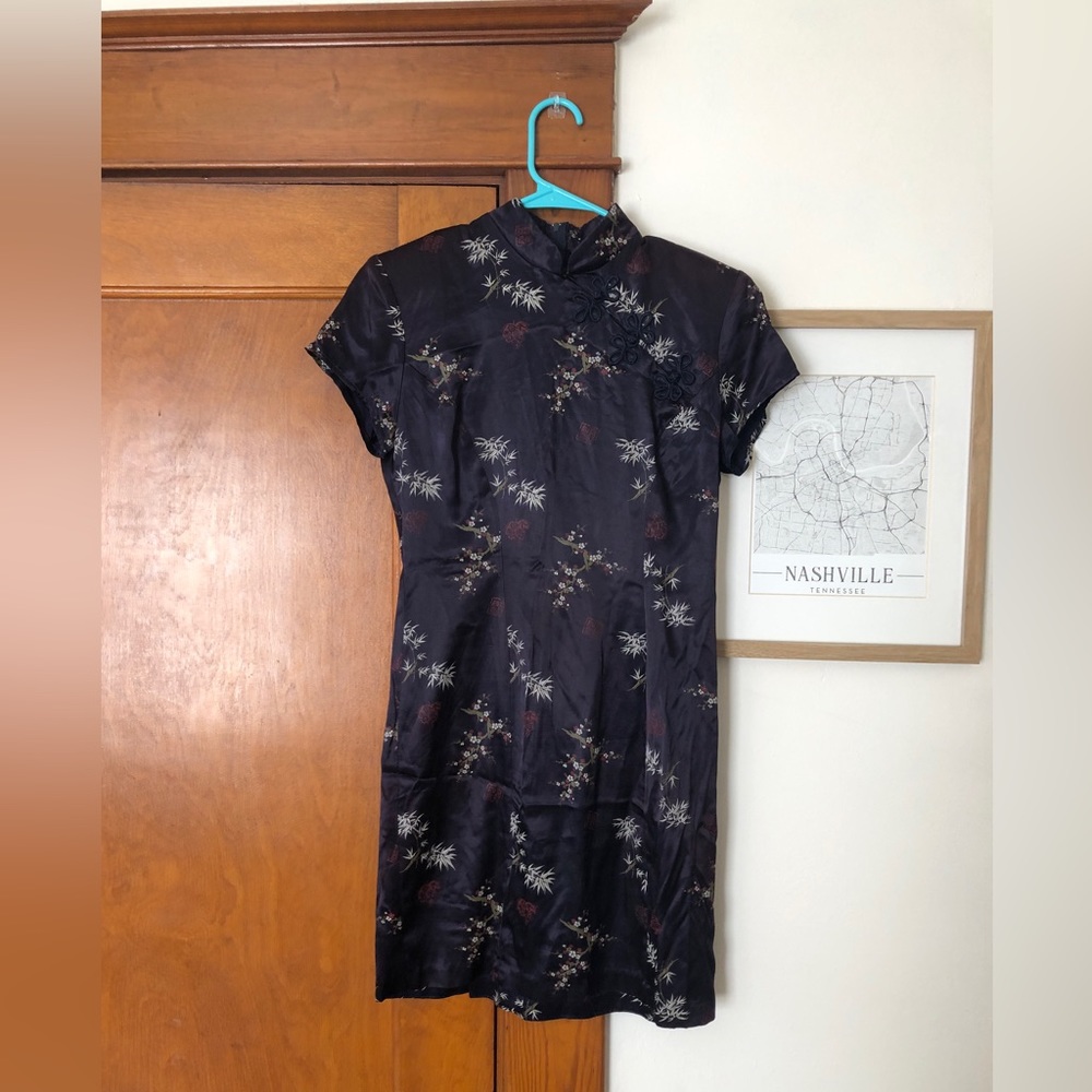 VINTAGE 90s Chinese Cheongsam mini dress